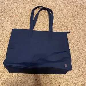On My Level Tote Bag Large, 15L — Lululemon